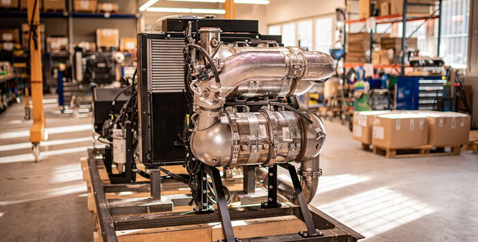 Dieselmotoren im Kolben-Seeger Lager